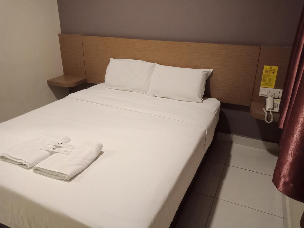 Swing & Pillows - Pj21 Petaling Jaya Bagian luar foto